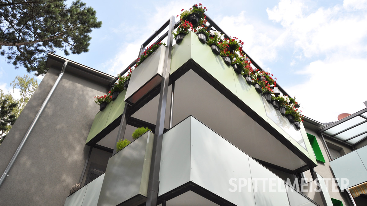 Balkonanbau Hannover: Balkone aus Stahl nachträglich montiert
