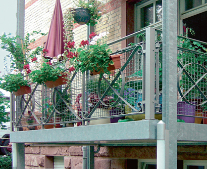 Balkonanbau in Dillweißenstein Balkon nach alter Tradition